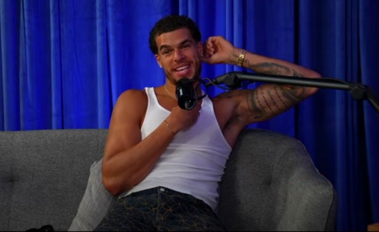 波特坦言社交媒体私信顾虑：曾多次担忧女性用户截图公开对话