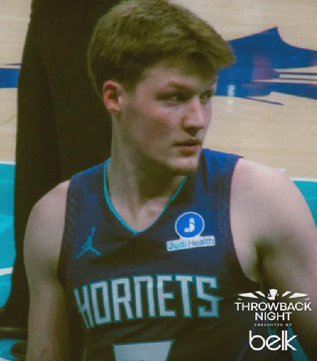 赛事时间表-19中11！干翻三支冠军球队！力压弗拉格的新秀