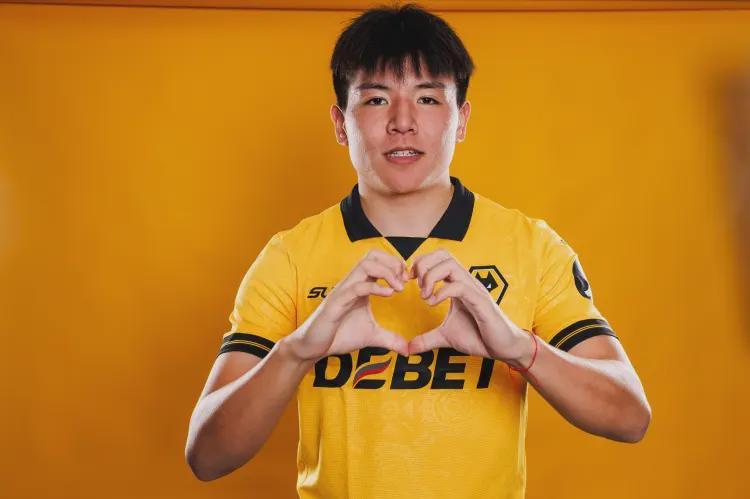 高清直播-冬窗绝杀！徐彬死而复生租借英甲，2小时双城狂奔上演生死时速！